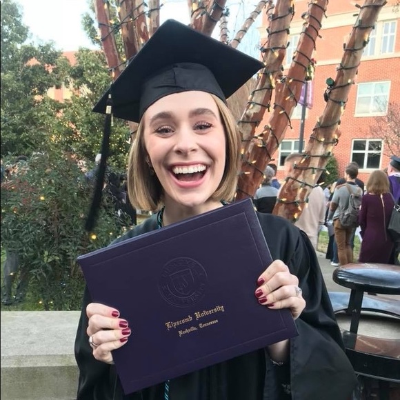 Meet your Posher, Savannah - Picture 5 of 6